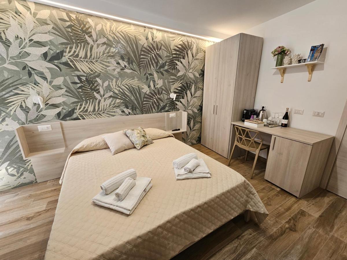 Zaffiro'S House Hotel Cefalu Luaran gambar