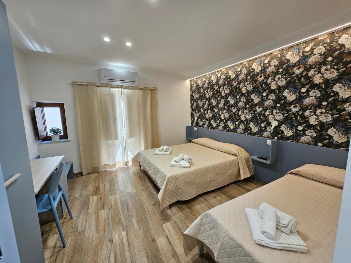 Zaffiro'S House Hotel Cefalu Luaran gambar