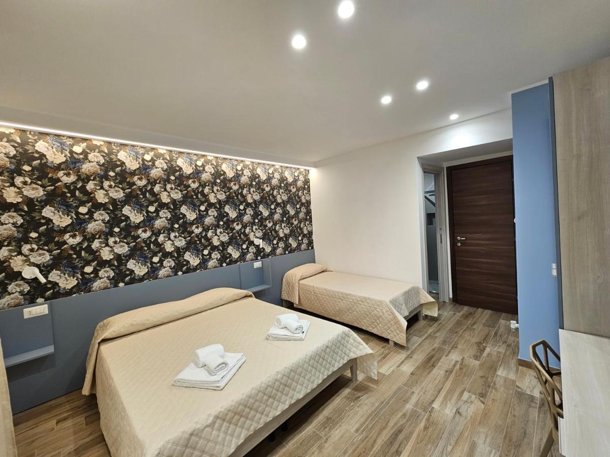 Zaffiro'S House Hotel Cefalu Luaran gambar
